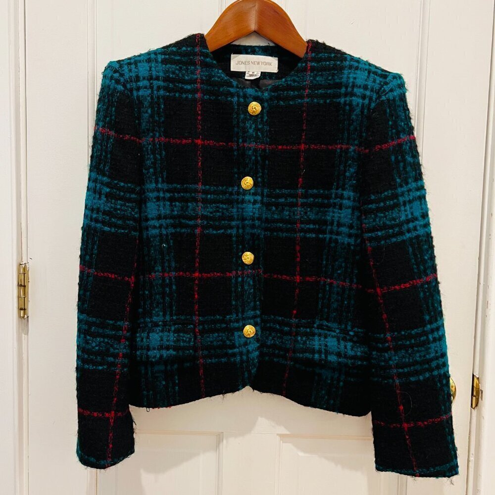 Jones New York Vintage Wool Green Plaid Collarless Gold Button Jacket Size 8